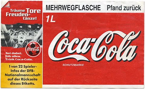 Sichtbare Seite von: Coca Cola Sammel-Flaschenetiket mit DFB Fußballspielern 1 von 22 Spieler-Infos der DFB Nationalmanschaft